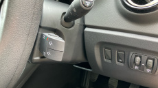 Renault Captur 0.9 TCE 90 Play 5dr Petrol Hatchback